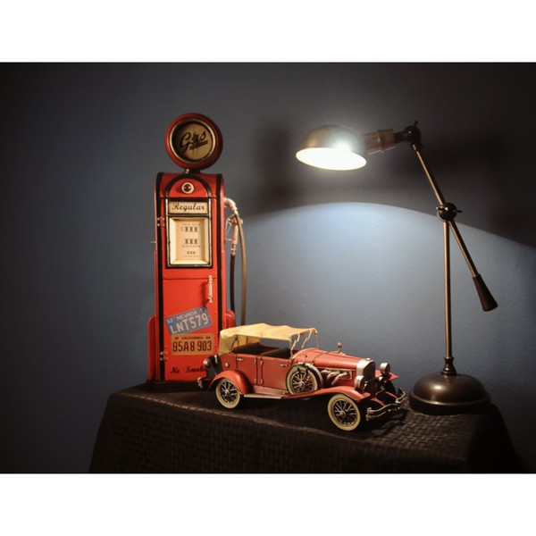 Handcrafted iron frame 1933 Red Duesenberg J 1:12 scale model