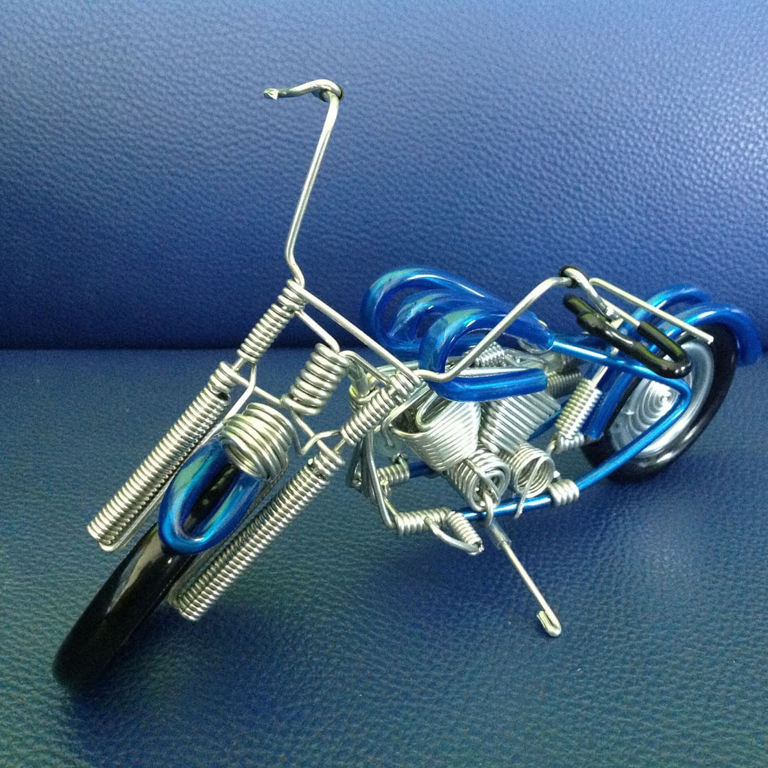 Handmade Motorcycle Wire Sculpture – BOMONSTER