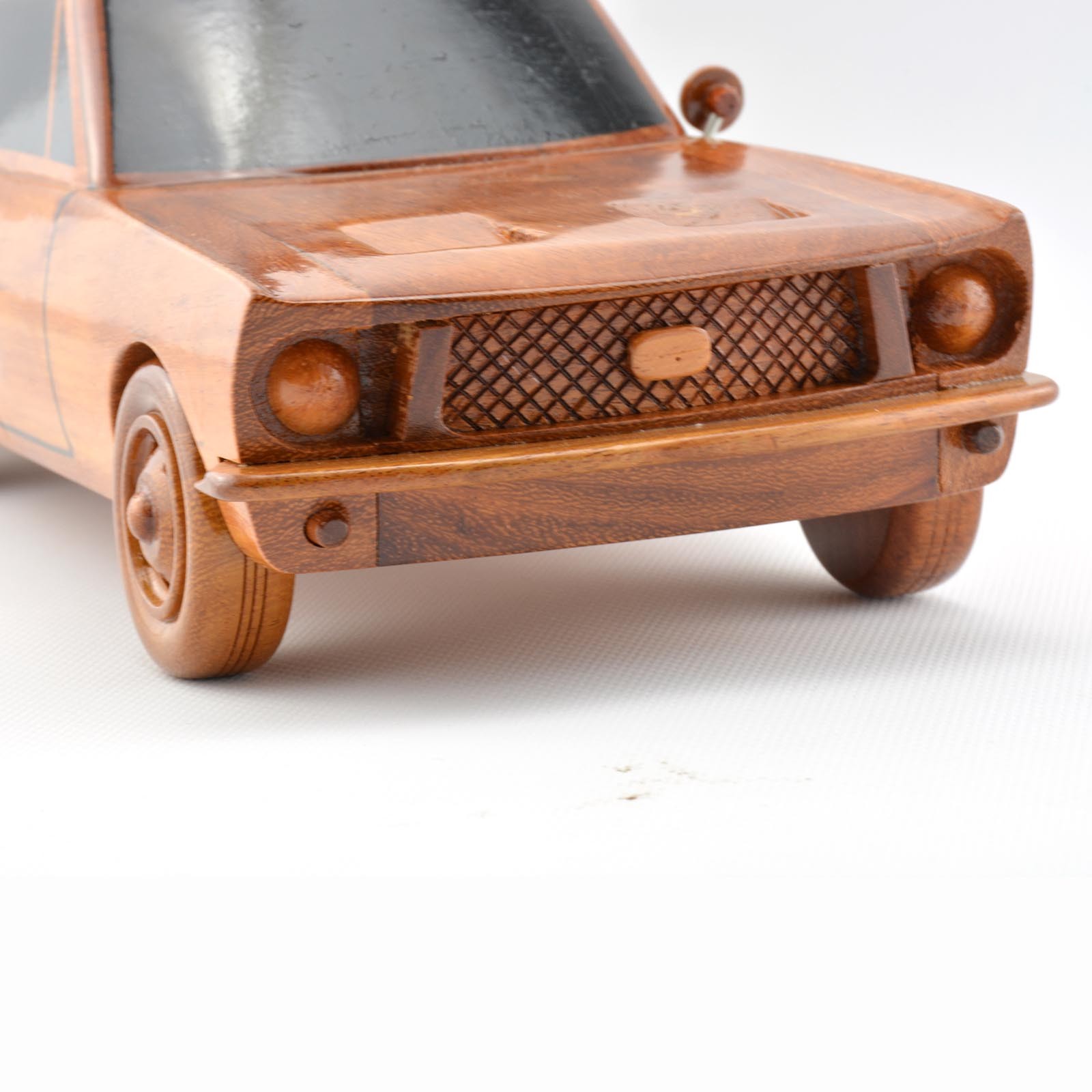 wooden mustang car