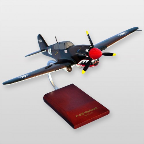 Curtiss P-40E Warhawk Model Scale:1/32. Mahogany wooden model