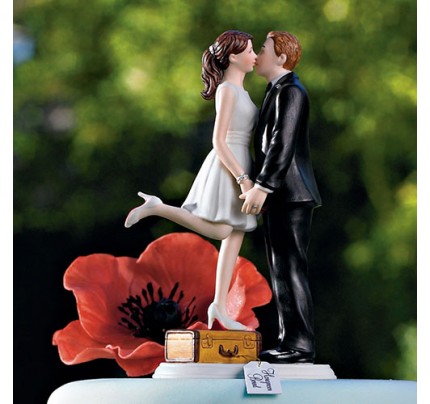 A Kiss And We're Off! - Figurine unique wedding cake topper