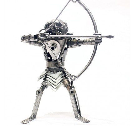 Predator Sculpture : Scrap Metal art model (S4) Sculpture