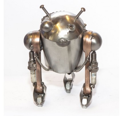 Recycled Scrap Metal Sculpture - Looks alike R2-D2 